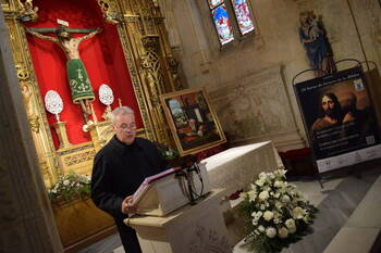 Mario Iceta abre la lectura de la Biblia en la Catedral