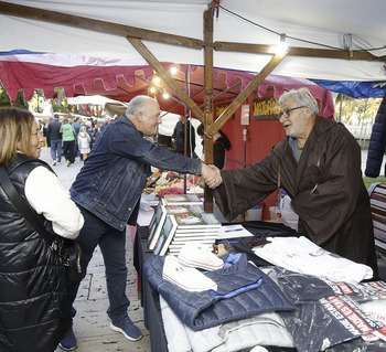 El narco Laureano Oubiña 'abre' puesto en el mercado cidiano