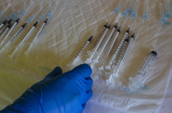 CyL recibe esta semana 66.000 vacunas pediátricas