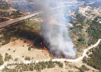 Un incendio de nivel 2 en Zamora obliga a cortar la A-52