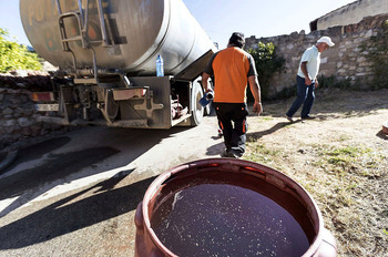 Los pueblos reciben 3 millones de litros en cisternas