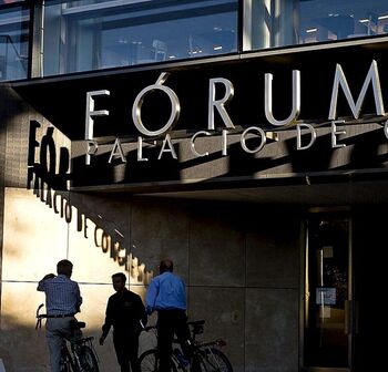 Alquilar la cafetería del Fórum por un día costará 1.100 euros
