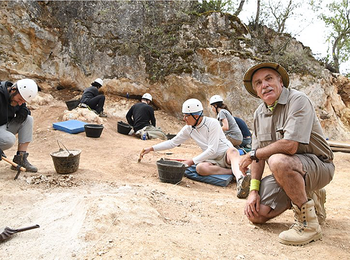 National Geographic celebra sus 25 años en Atapuerca y el MEH