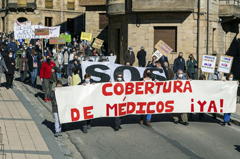Quintanar se moviliza para exigir nueve médicos en su zona