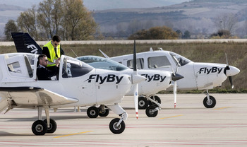 La UBU impartirá este curso el título de piloto de avión