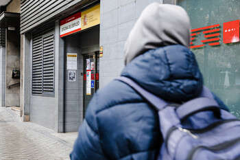 El paro baja en 24.573 personas en noviembre en España