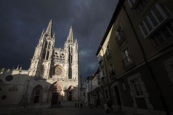 La Catedral de Burgos 'pugna' por ser la más bonita en Twitter
