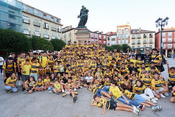 El Aparejadores Burgos celebra por todo lo alto la Supercopa
