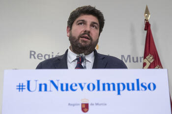 López Miras releva a la consejera de Educación, expulsada de Vox