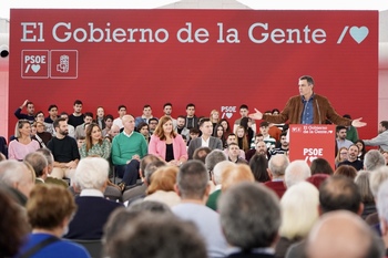 Sánchez arremete contra PP-Vox por «atacar» el diálogo social