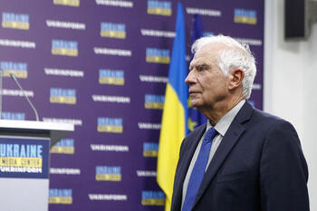 La UE pide a EEUU reconsiderar la congelación de fondos a Ucrania