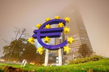 El BCE sube un cuarto de punto los tipos de interés hasta el 4%