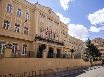 Cuatro colegios de Burgos reciben más solicitudes que plazas