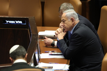 El Parlamento israelí aprueba la ley que protege a Netanyahu
