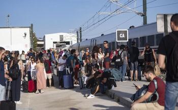 Otro fallo ferroviario 'secuestra' a 300 pasajeros 4 horas