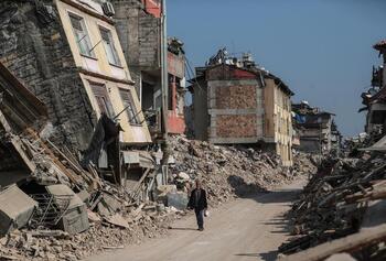 Un nuevo terremoto en Turquía deja un muerto y 70 heridos