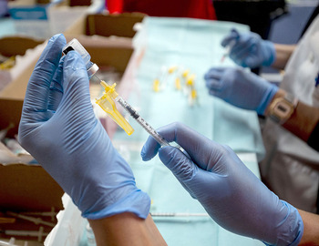 30.000 burgaleses pueden pedir ya nuevas vacunas gratis