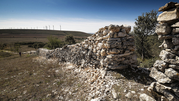 Restauran la lobera de Huidobro, la más antigua de Burgos