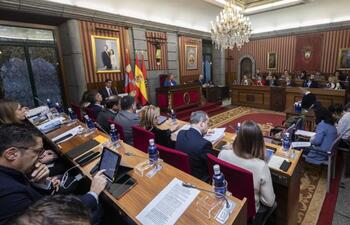 El PSOE critica que PP y Vox dejen solo 80.000 euros en caja