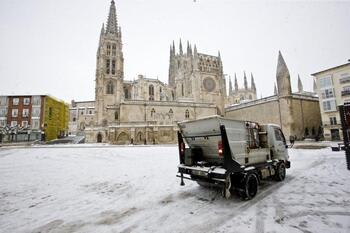 Burgos se prepara para la primera nevada del año
