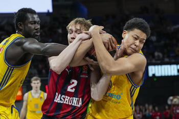 El Baskonia se recompone a costa del colista