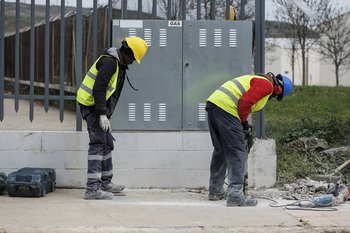 Los permisos de trabajo a extranjeros alcanzan cifras de 2012