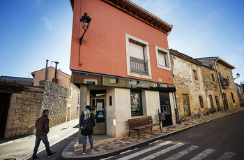 Solo 9 pueblos de la Ribera mantienen oficina bancaria