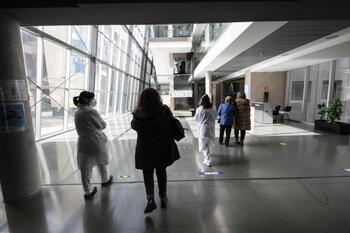 Más ofertas a médicos para ejercer en Burgos y Soria a la vez