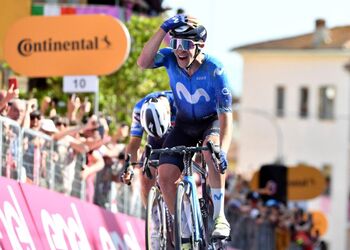 Pelayo conquista la primera etapa española en el Giro