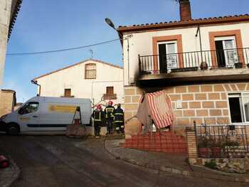 Muere una octogenaria en un incendio en una casa en Mazuela